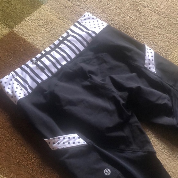lululemon athletica Pants - Lululemon Speed Up Crop Pants